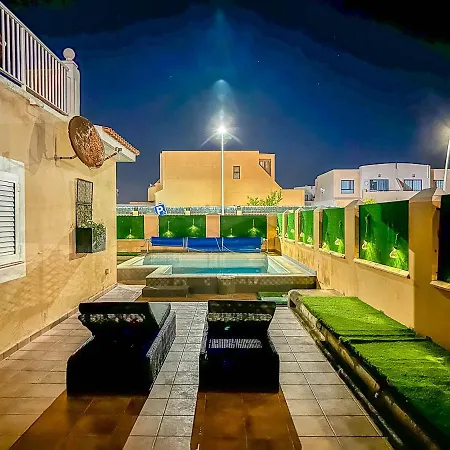 Lightbooking Esmeralda Piscina Privada